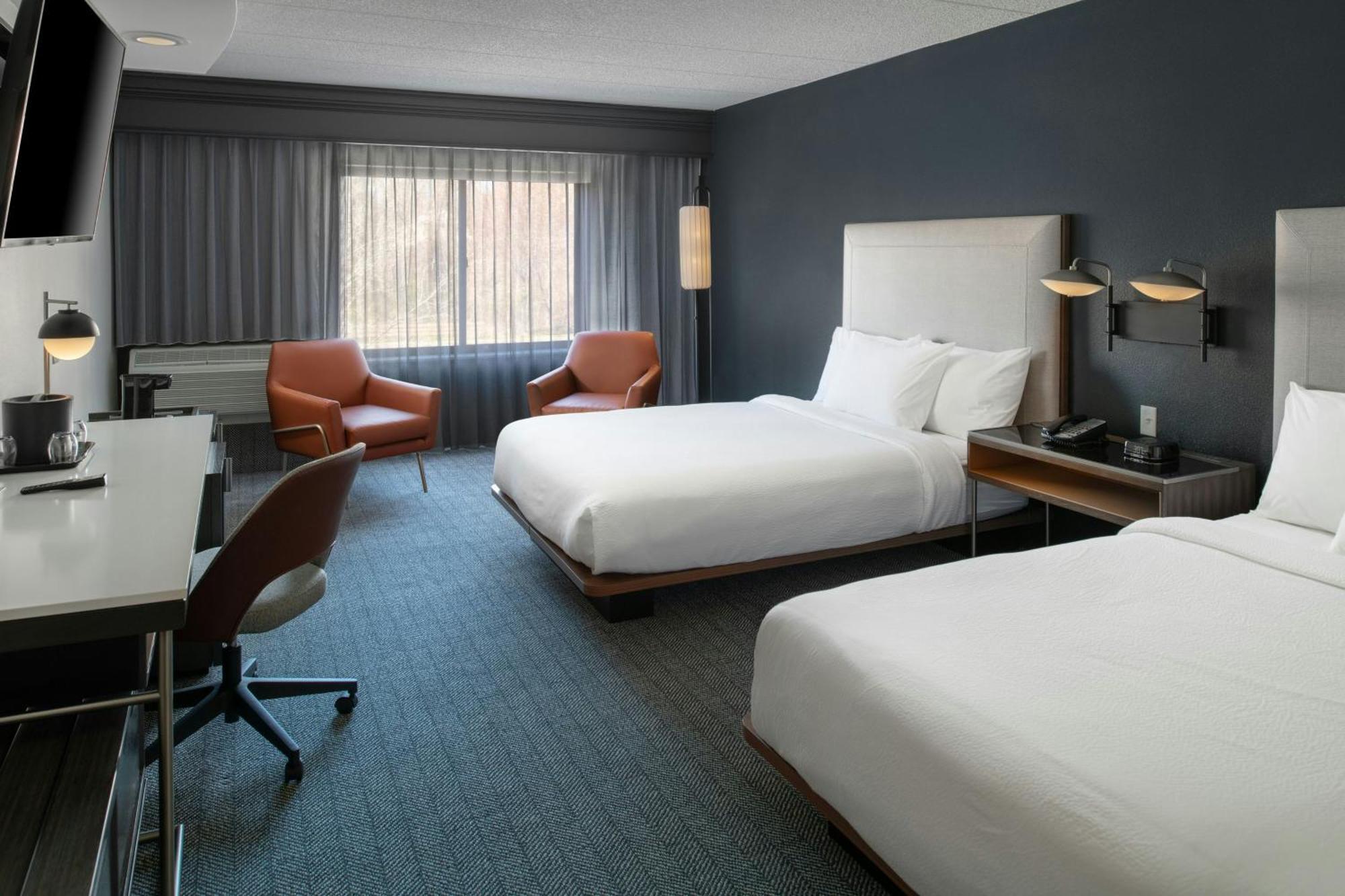 Courtyard By Marriott Providence Lincoln Hotell Exteriör bild